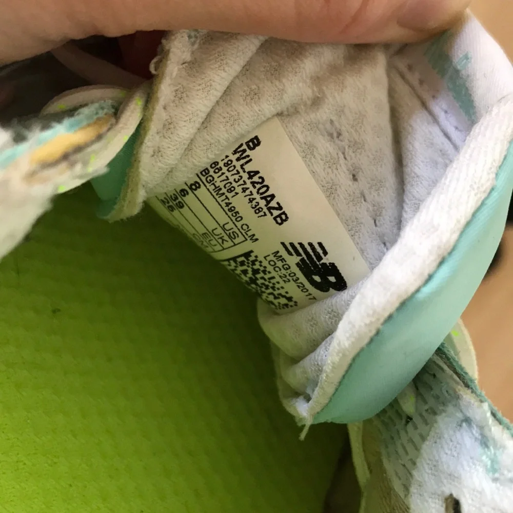 ⭐New Balance Women’s Mint Green Blue Casual Sneakers